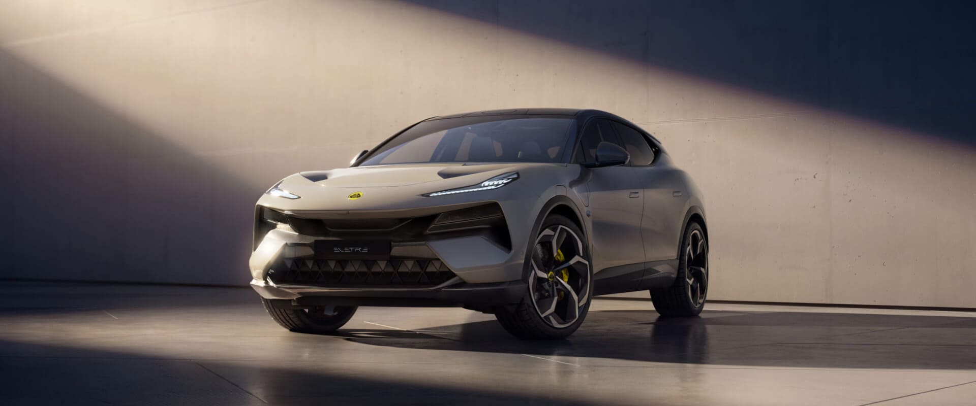 Купить Lotus Eletre в Москве | Продажа Лотус Элетре у официального дилера  Авилон