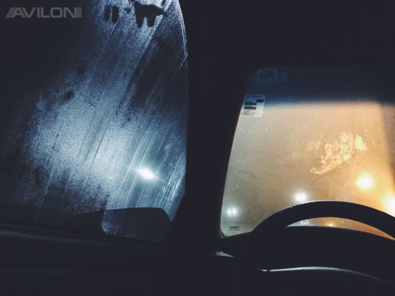 причины запотевания стекол в машине